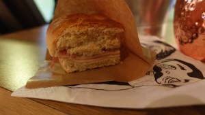 Ay, Manuela foccacias