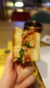 Ay, Manuela foccacias