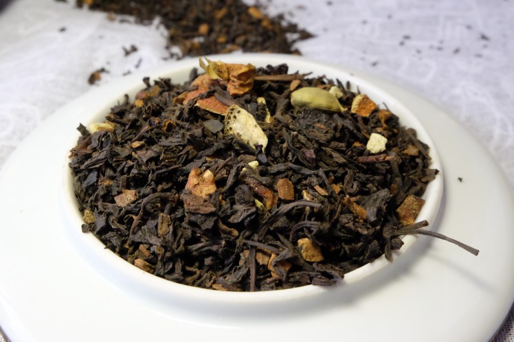 té rojo naranja y canela