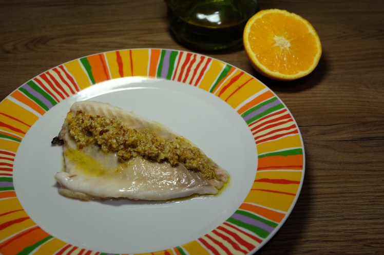 dorada rápida al horno con vinagreta de nueces y naranja