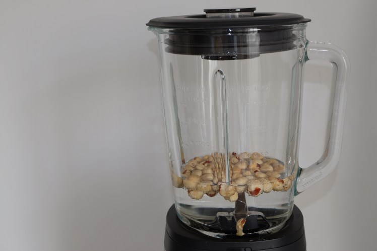 leche avellanas tostadas