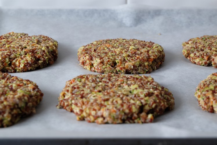 hamburguesas de quinoa y verduras