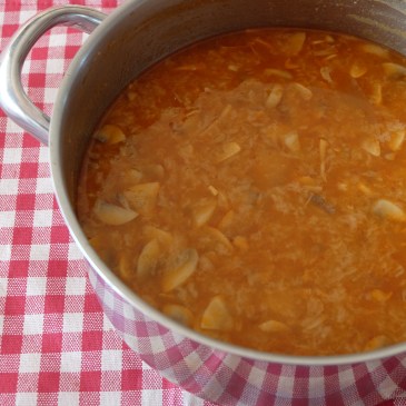 Sopa de ajo y champiñon