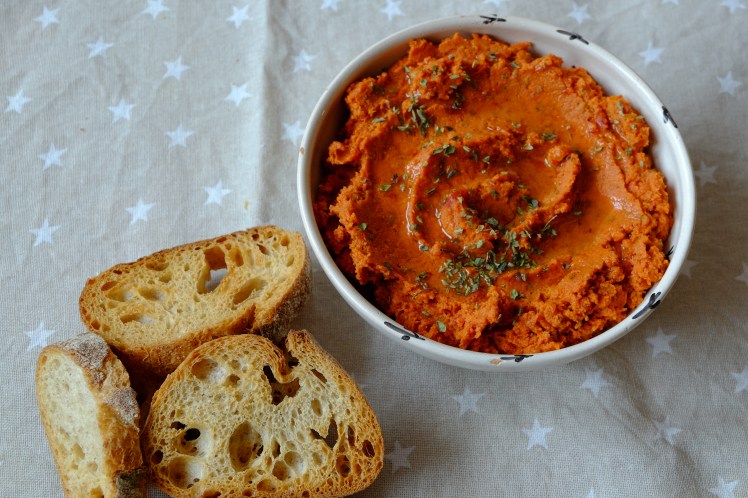 Paté de tomates secos y almendras