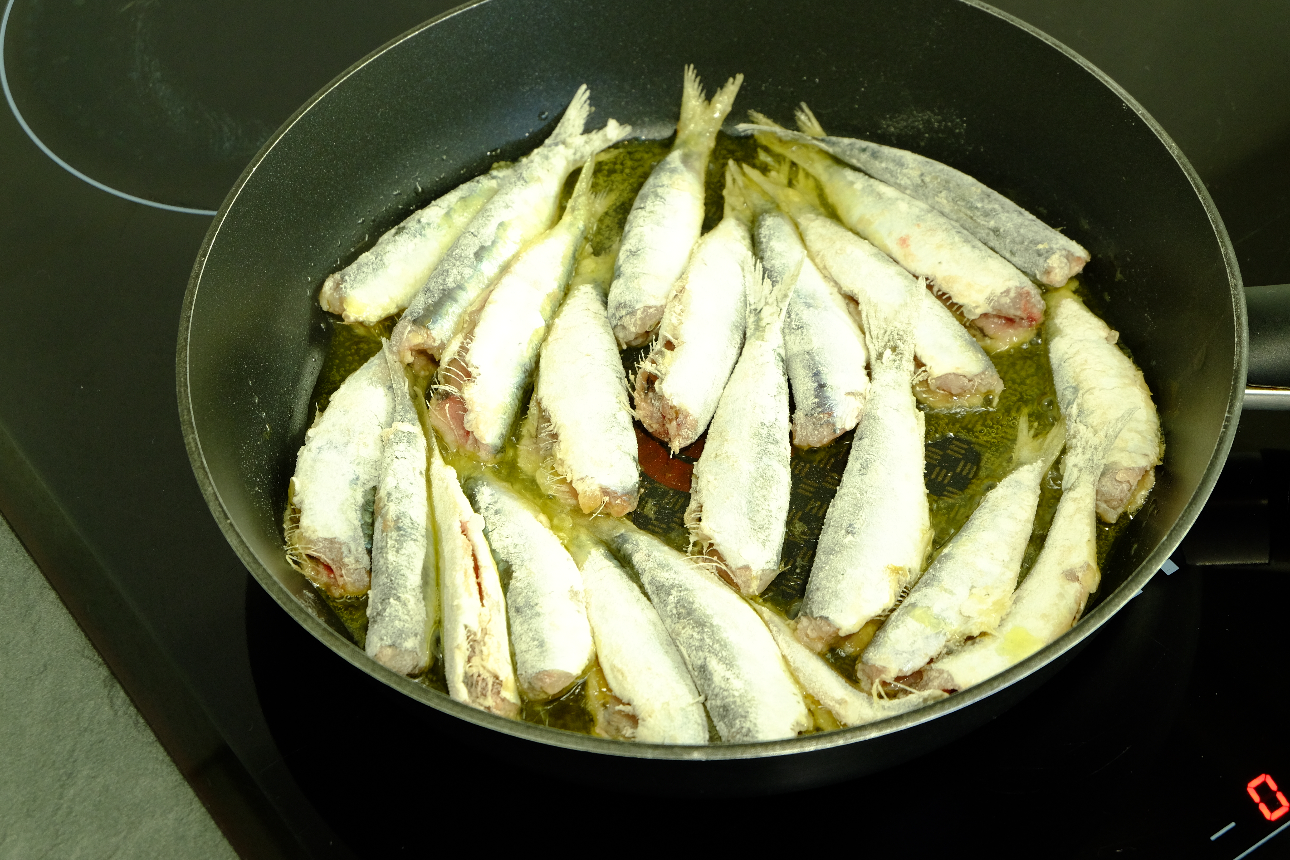 Sardinas en escabeche