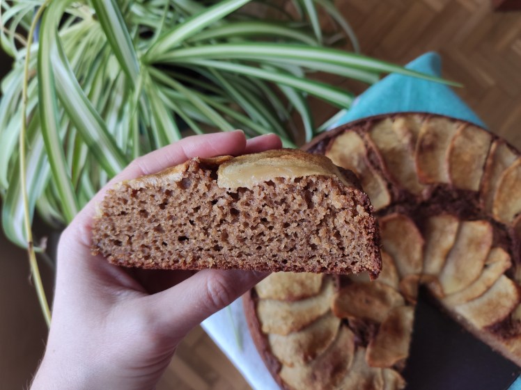 bizcocho sin gluten con manzana