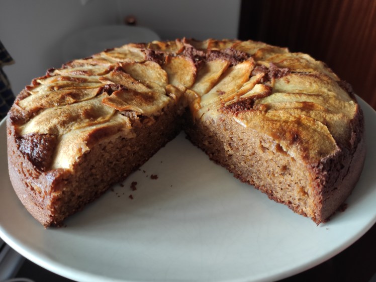 bizcocho sin gluten con manzana