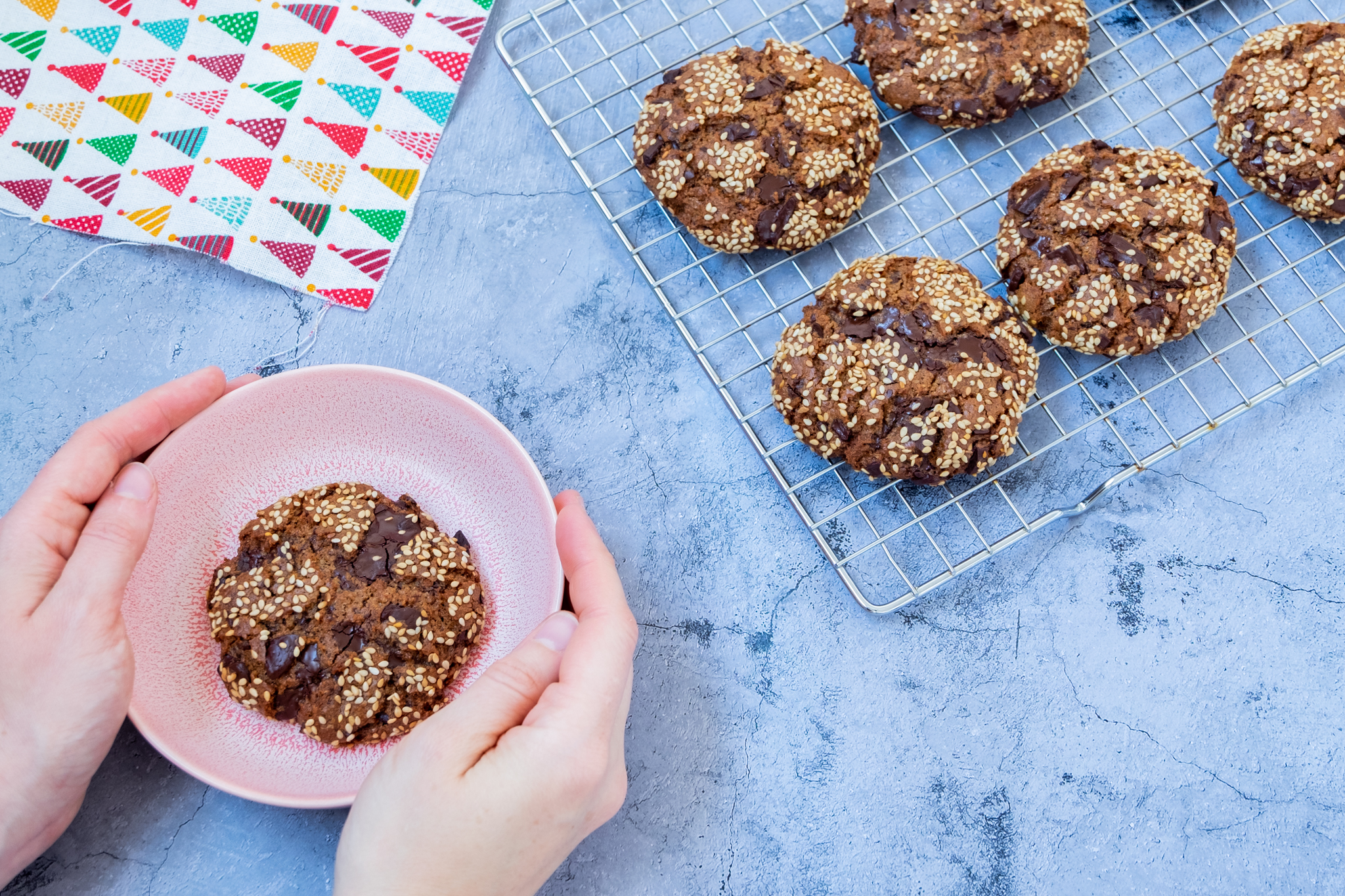 galletas de tahini, chocolate y centeno